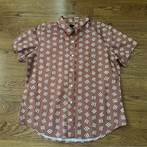 Wildfang Brown White geometric Casual Button Down Shirt size XL short sleeve - Picture 1 of 3